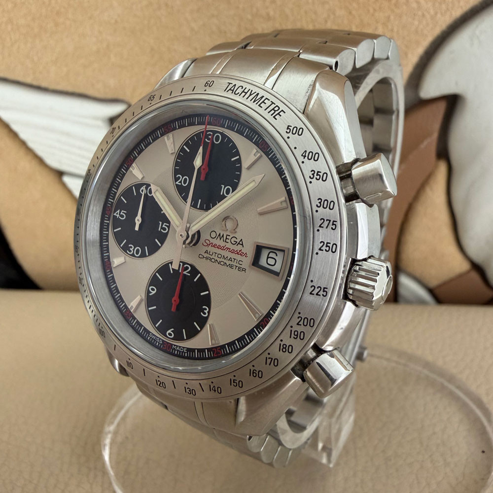 Omega Speedmaster Date 32113100 2