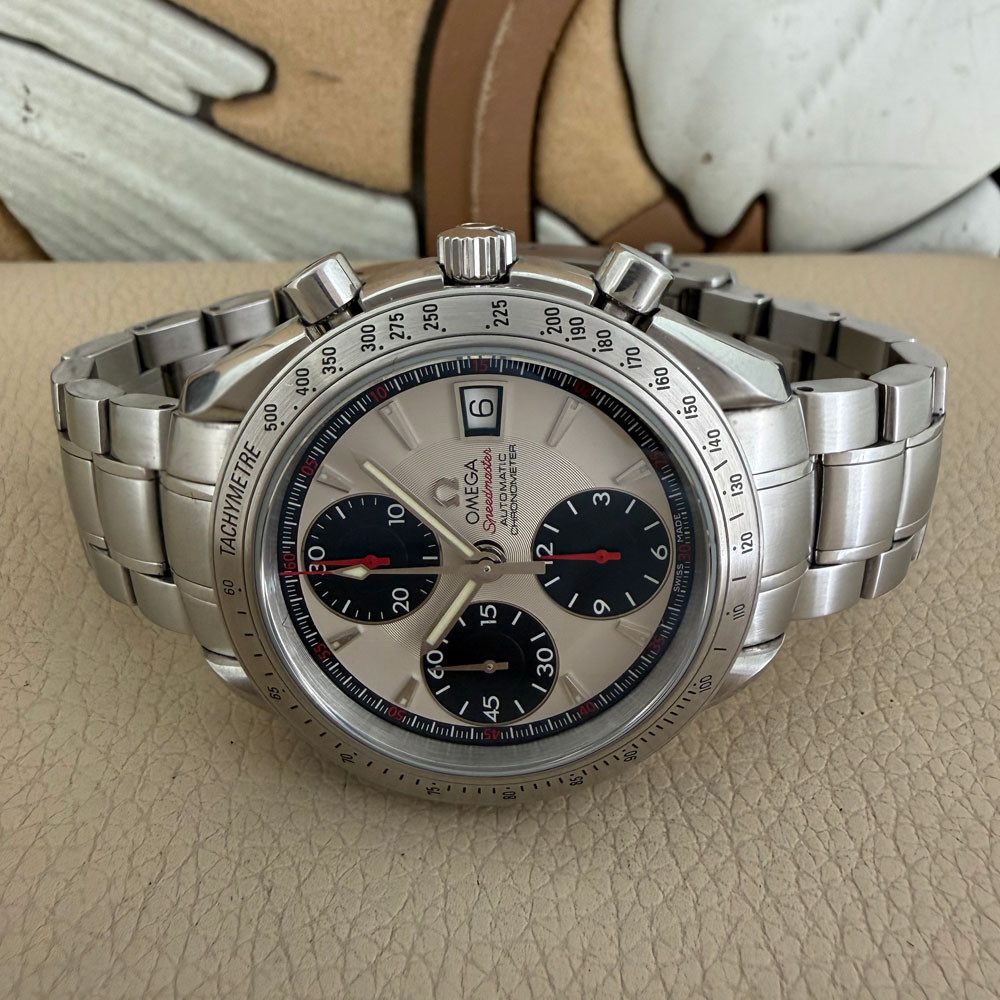 Omega Speedmaster Date 32113100 7