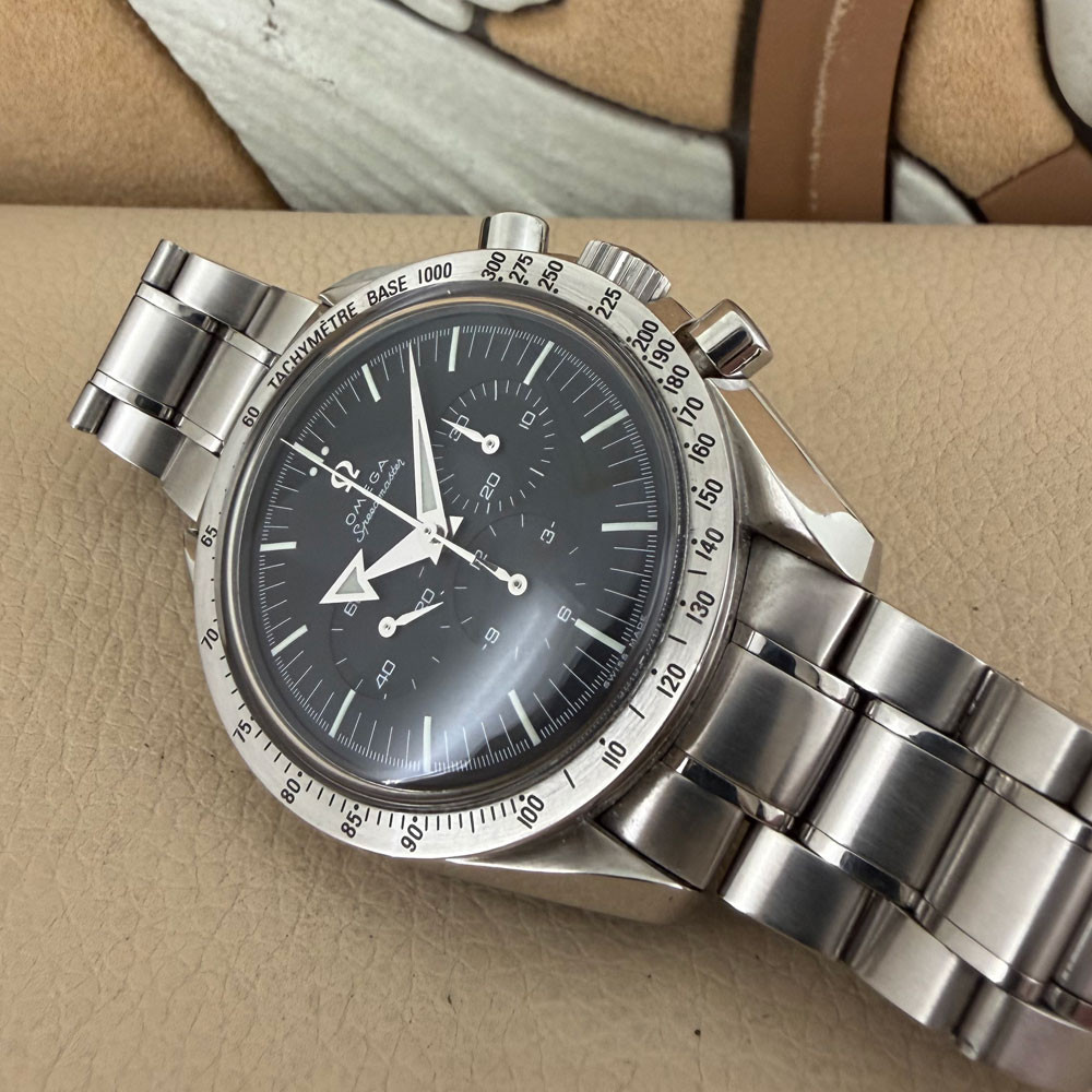 Omega Speedmaster Broad Arrow 35945000 13