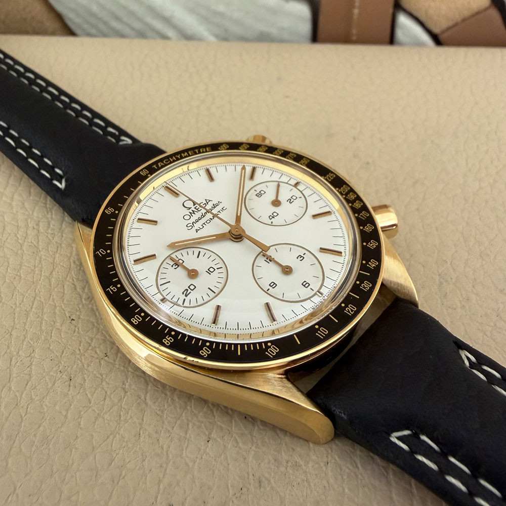 Omega Speedmaster Reduced 18 Kt Gold 1750032 11