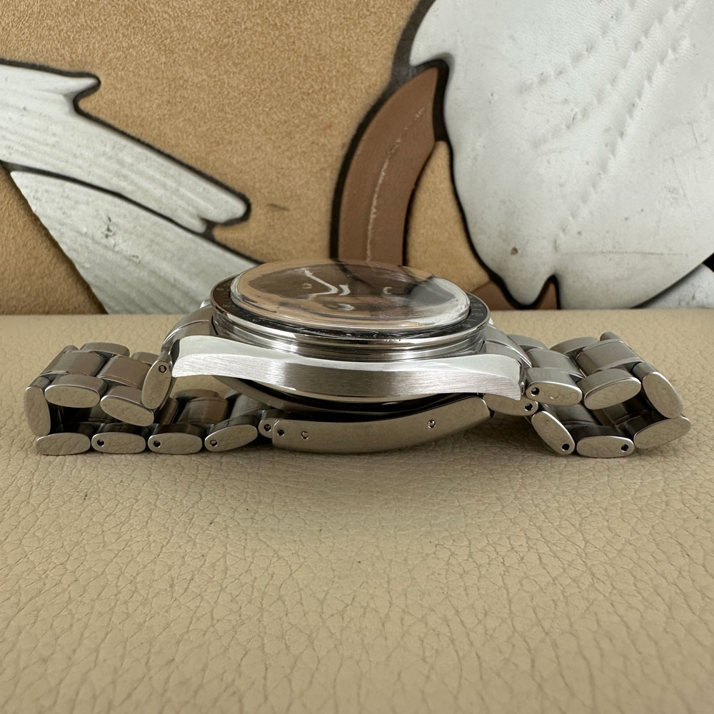 Omega Speedmaster Moonwatch Tritium Dial 1450022 11