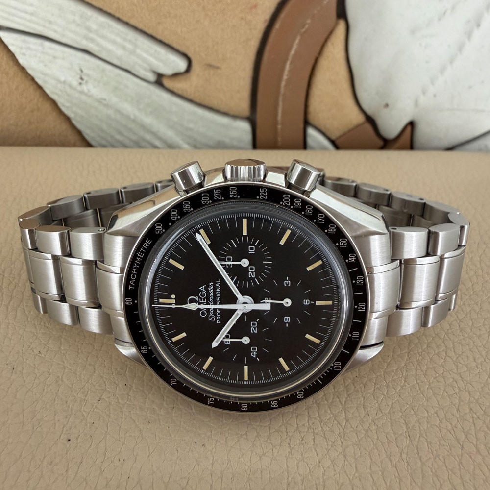 Omega Speedmaster Moonwatch Tritium Dial 1450022 7