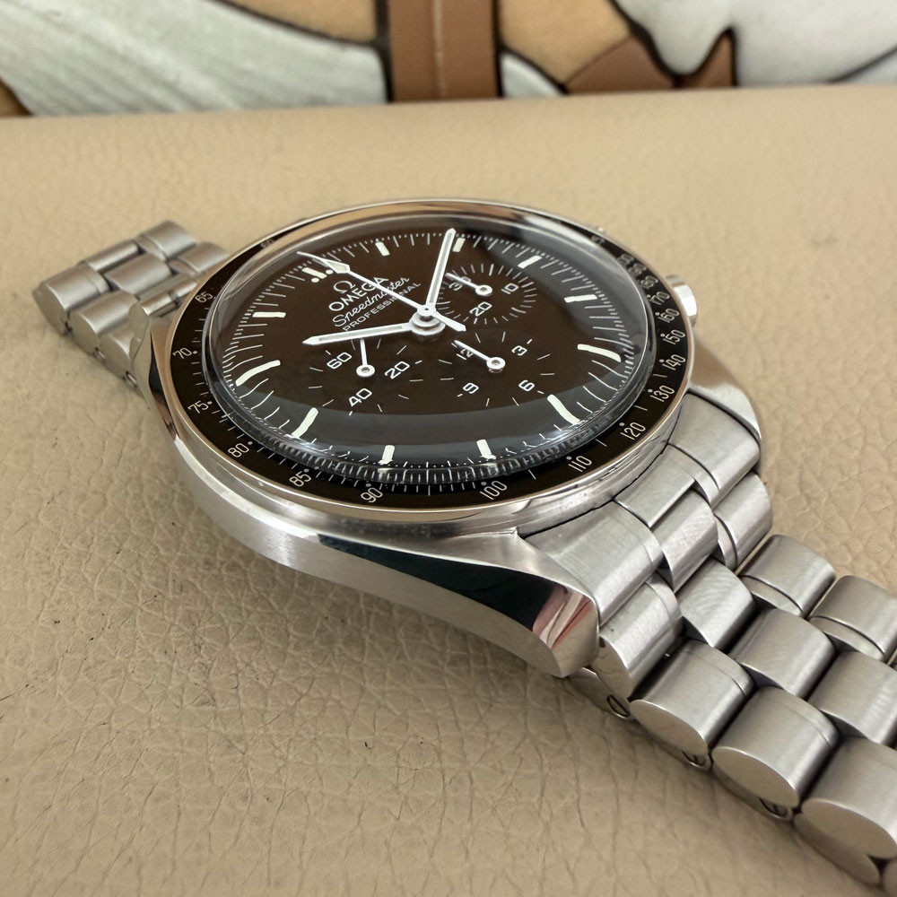 Omega Speedmaster Moonwatch Co  Axial 31030425001001 13