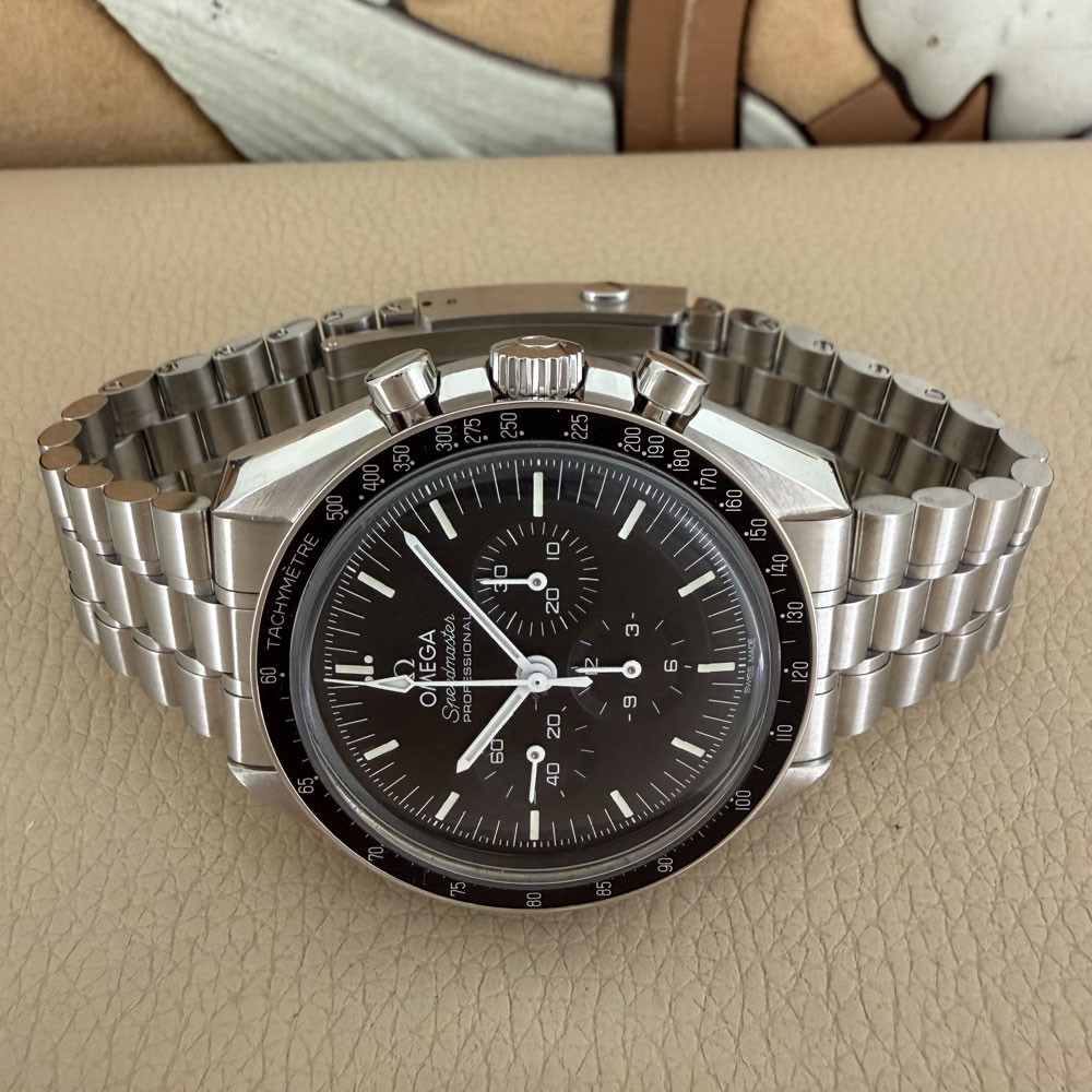 Omega Speedmaster Moonwatch Co  Axial 31030425001001 7