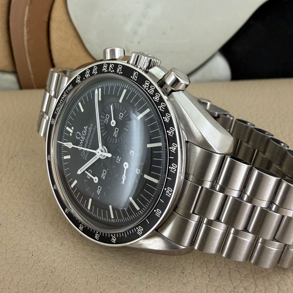 Omega Speedmaster Moonwatch Co  Axial 31030425001001 14