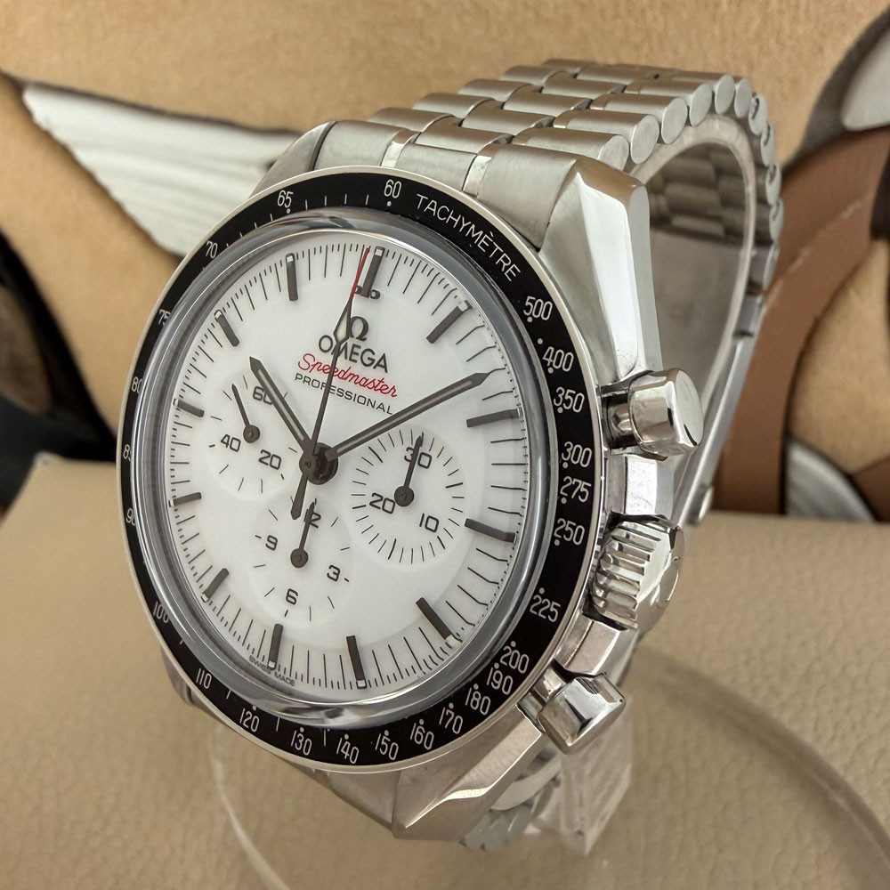 Omega Speedmaster Moonwatch Professional 31030425004001 2