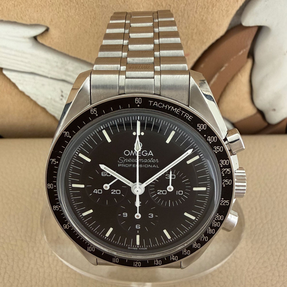 Omega Speedmaster Moonwatch 31032425001001 0