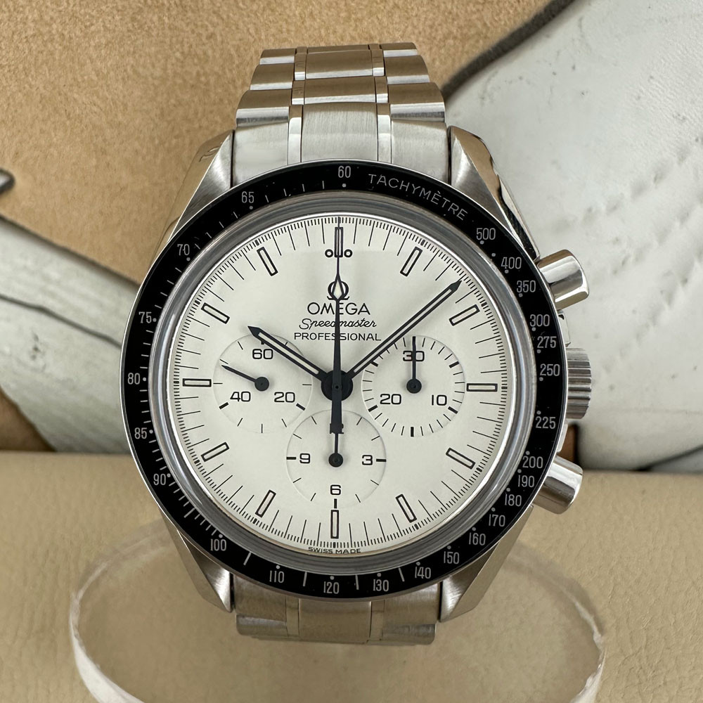 Omega Speedmaster Moonwatch Albino Limited Edition 35932000 0