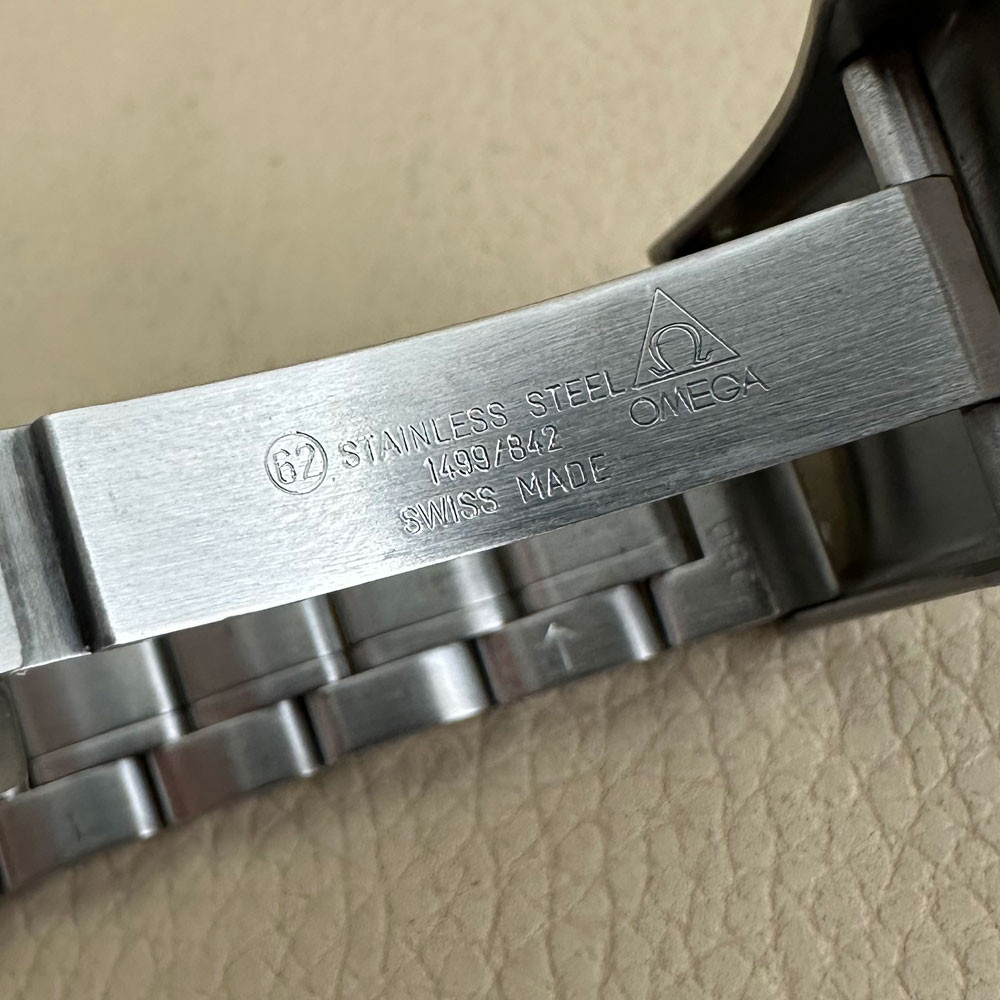 Omega Speedmaster Moonwatch Albino Limited Edition 35932000 12