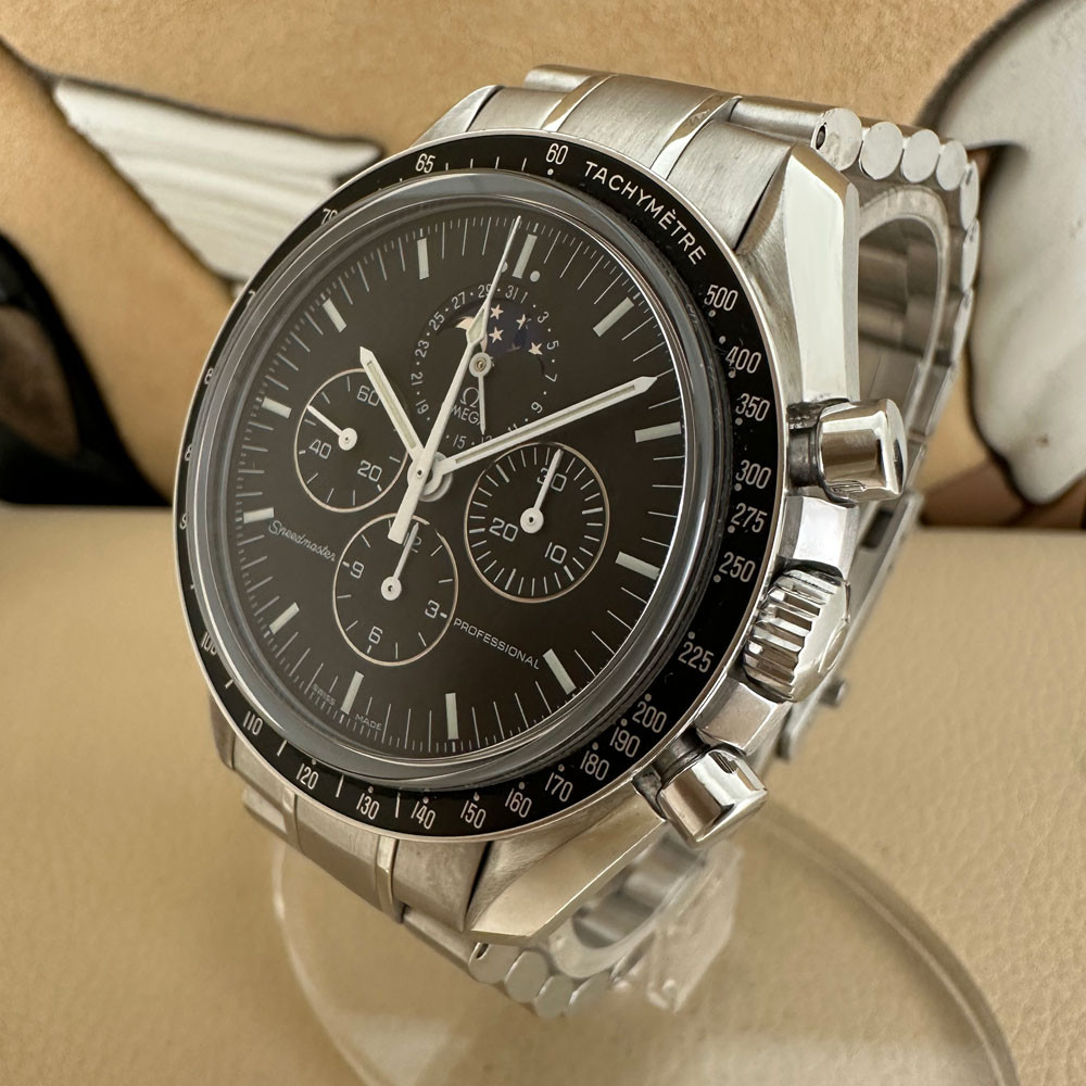 Omega Speedmaster Moonwatch Moonphase 38765031 2