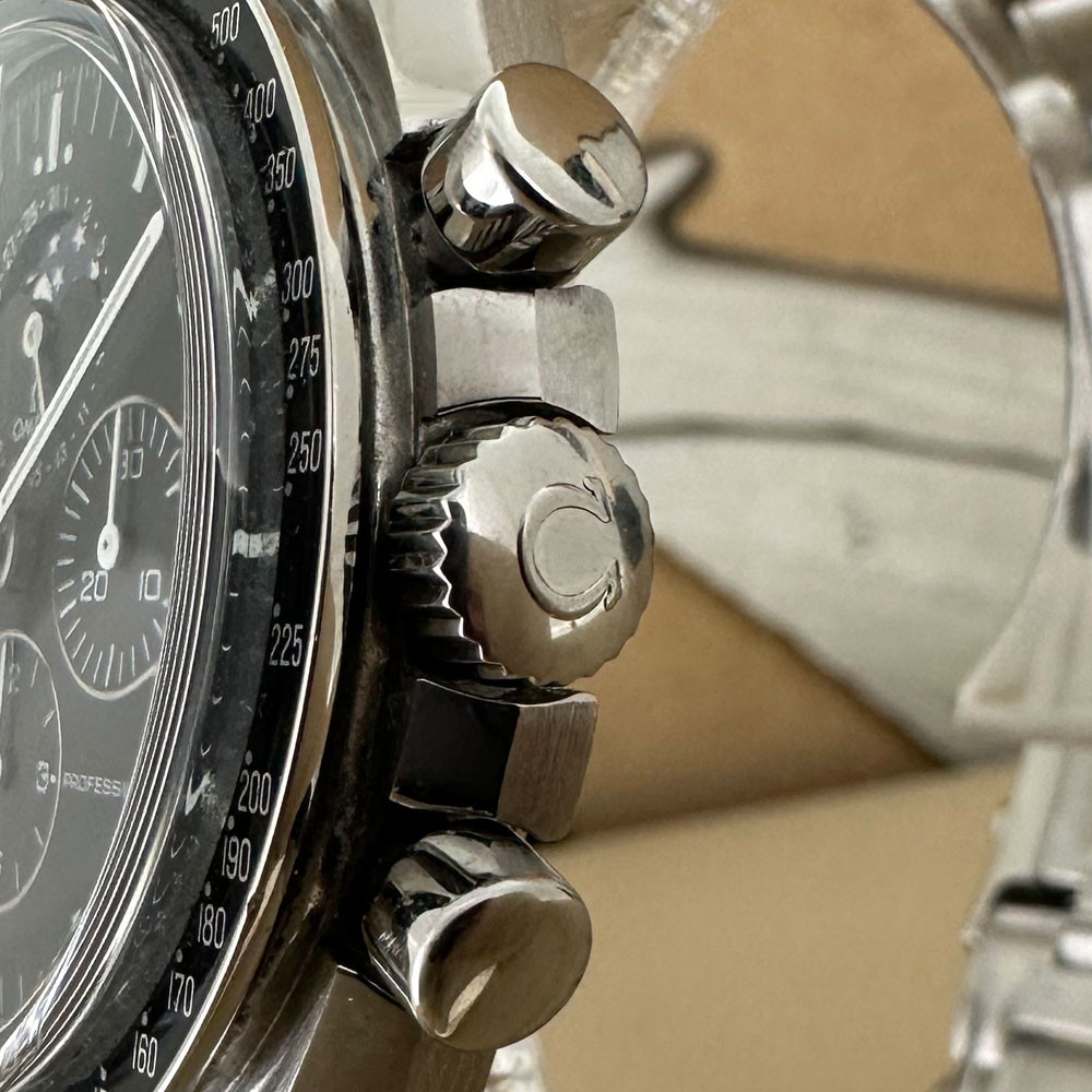 Omega Speedmaster Moonwatch Moonphase 38765031 4