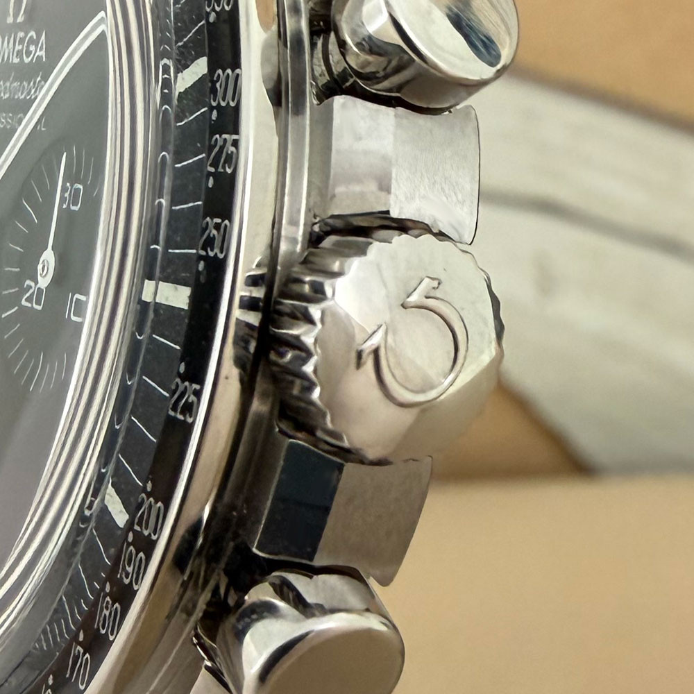 Omega Speedmaster Professional Moonwatch 31032425001002 4