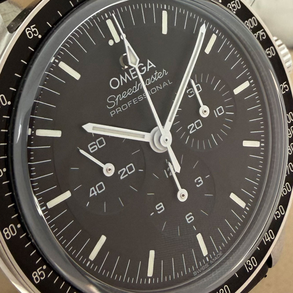 Omega Speedmaster Professional Moonwatch 31032425001002 6