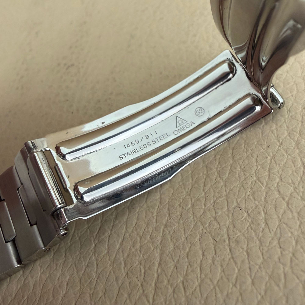 Omega Speedmaster Reduced 1750032 10