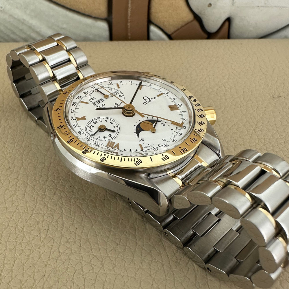 Omega Speedmaster Triple date Moon Phase 1750034 13
