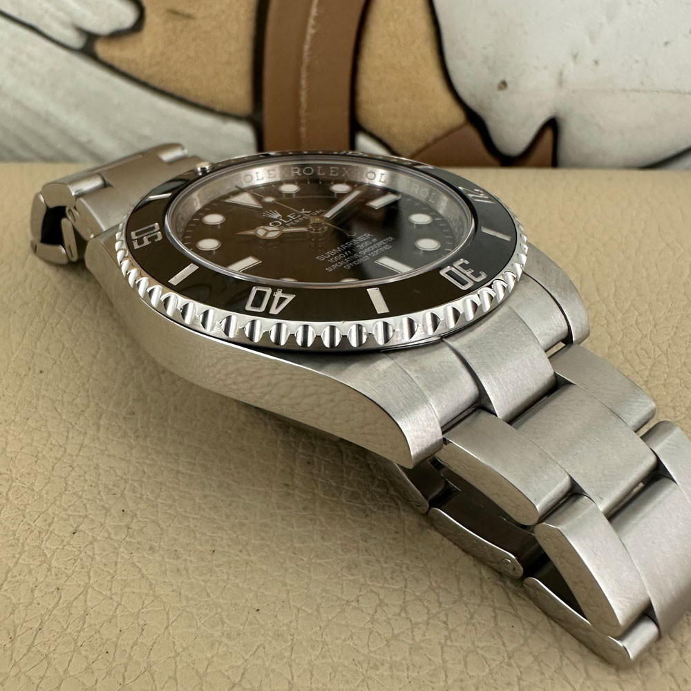 Rolex Submariner 114060 13
