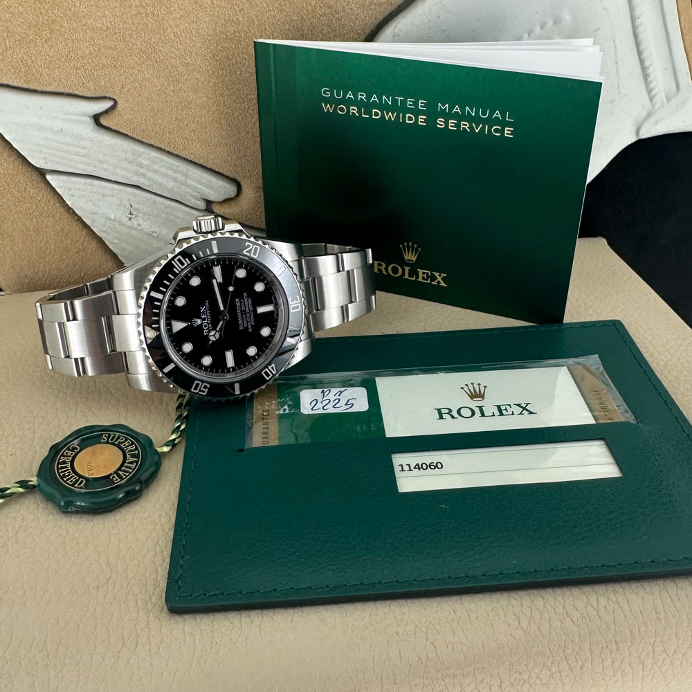 Rolex Submariner 114060 1
