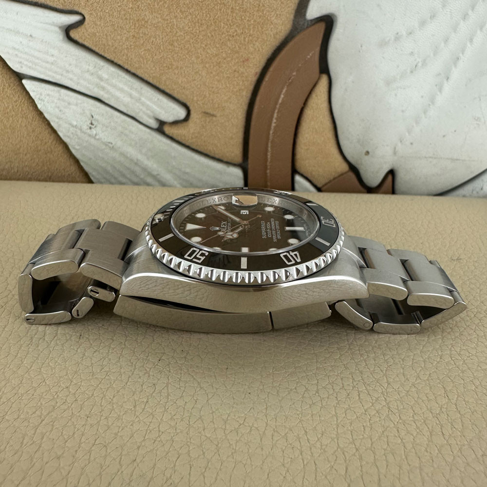 Rolex Submariner 116610LN 11