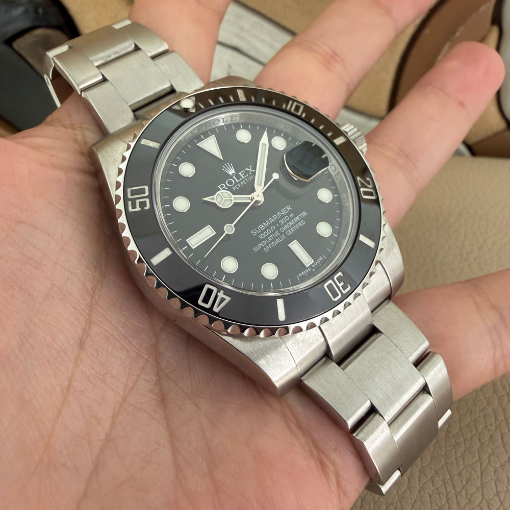 Rolex Submariner 116610LN 10