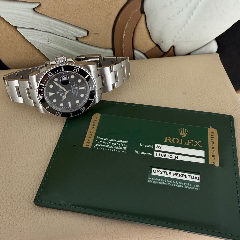 Rolex Submariner 116610LN 1
