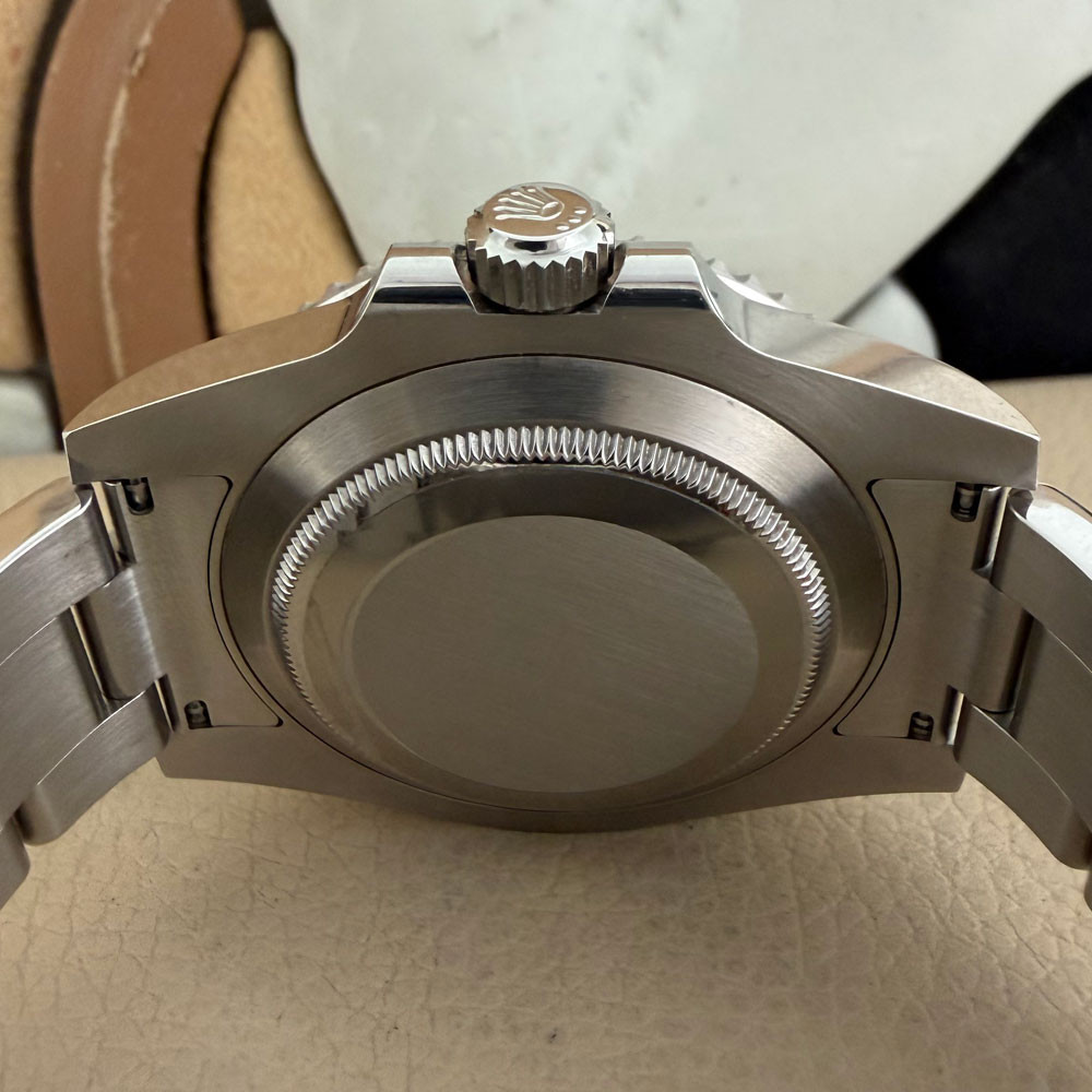 Rolex Submariner 116610LN 8
