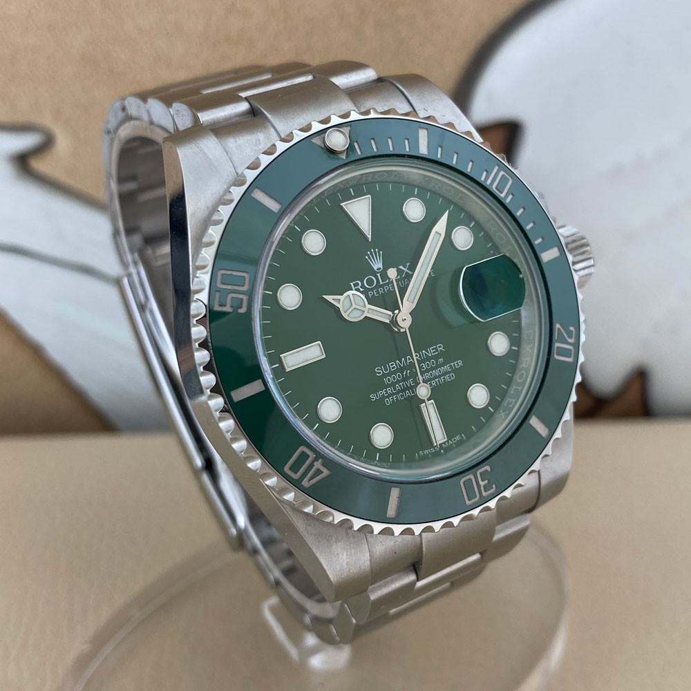 Rolex Submariner Hulk 116610LV 3