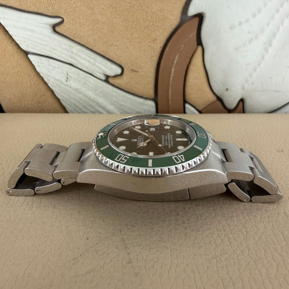Rolex Submariner Hulk Mark I 116610LV 12