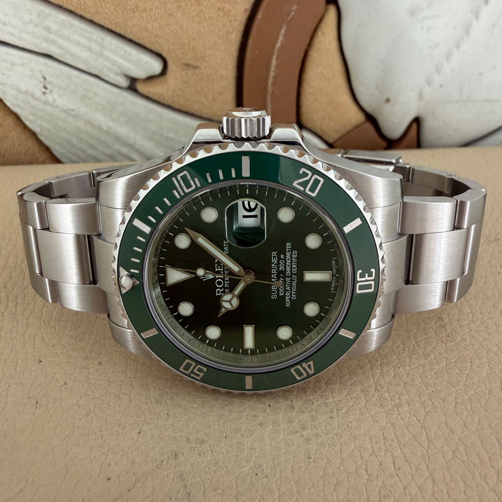 Rolex Submariner Hulk Mark I 116610LV 7