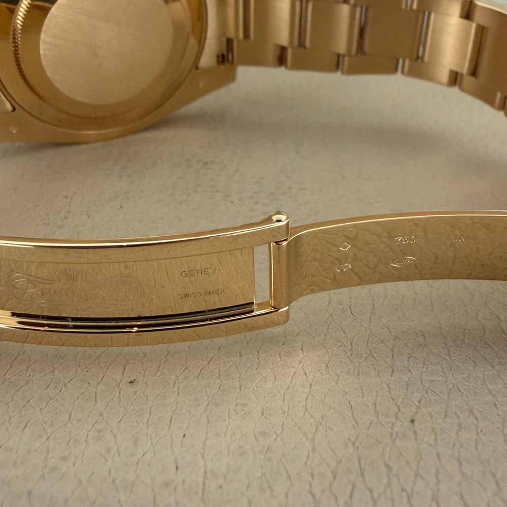 Rolex Submariner 116618LN 11