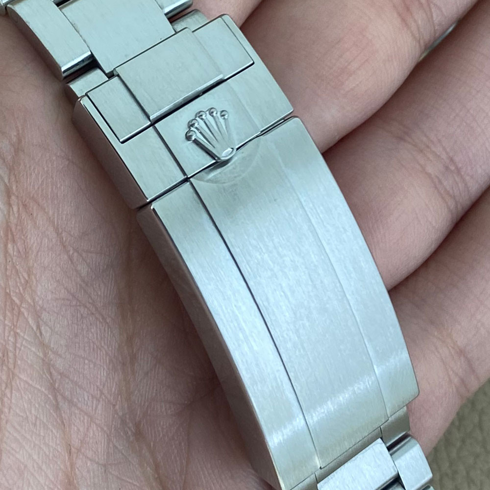Rolex Submariner 124060 10