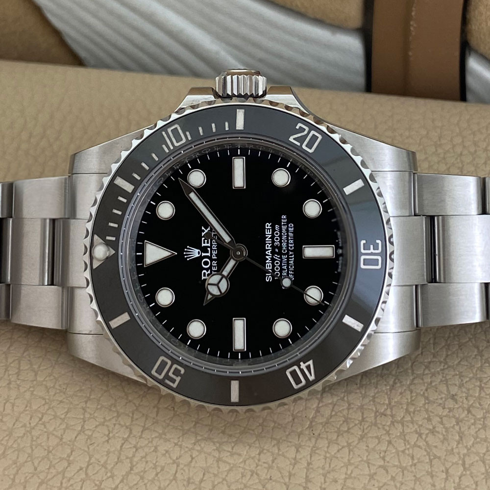 Rolex Submariner 124060 15