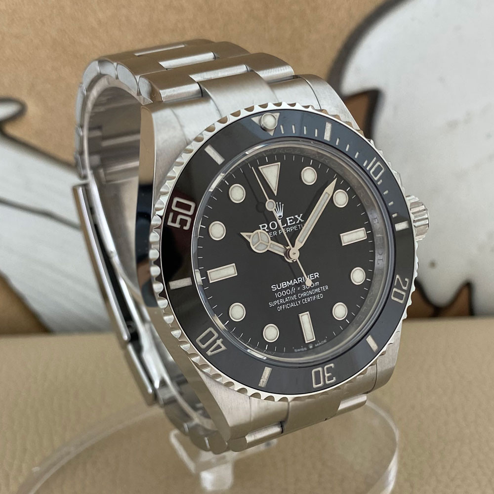 Rolex Submariner 124060 3