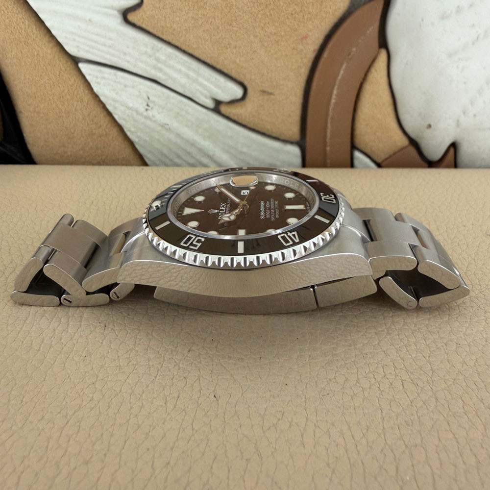 Rolex Submariner 126610LN 11