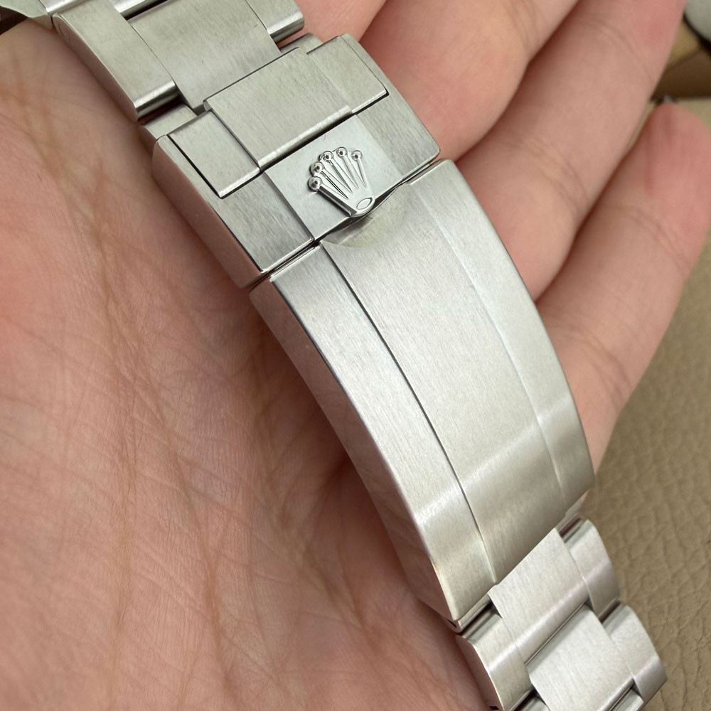 Rolex Submariner 126610LN 9