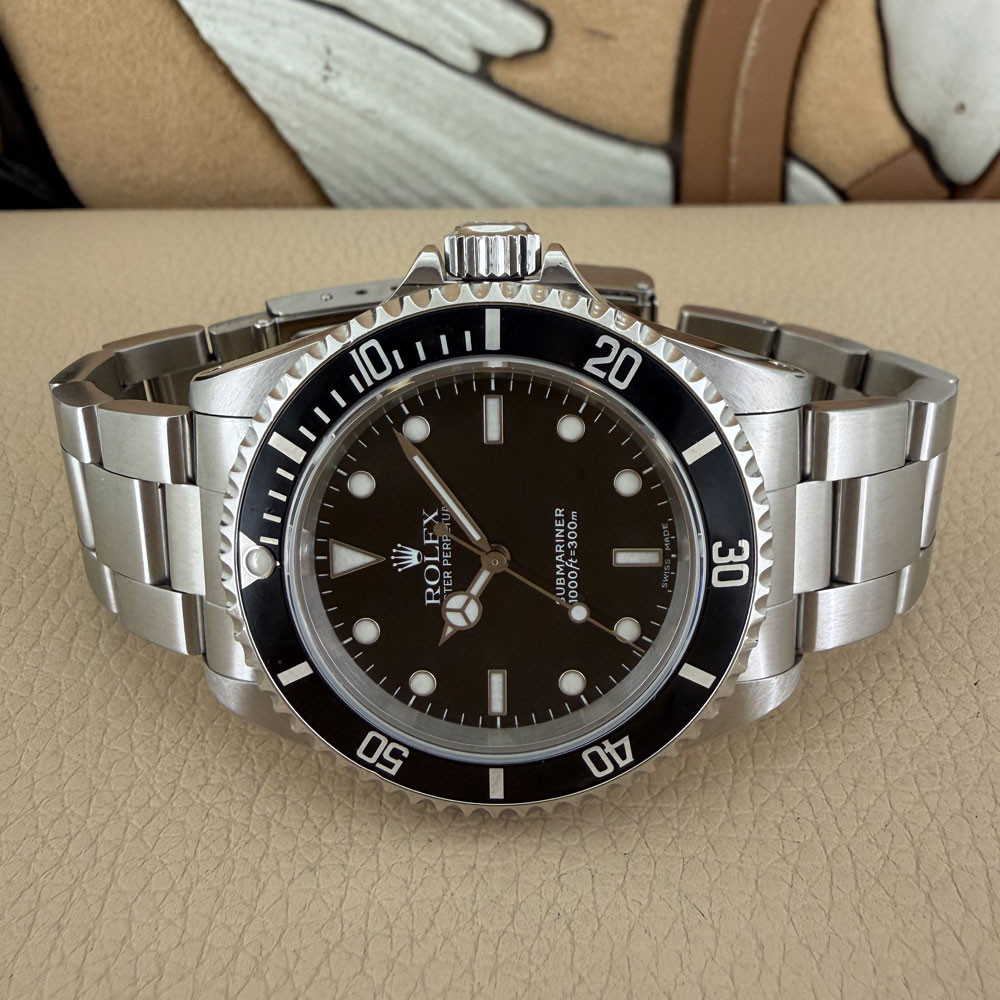 Rolex Submariner 14060M 6