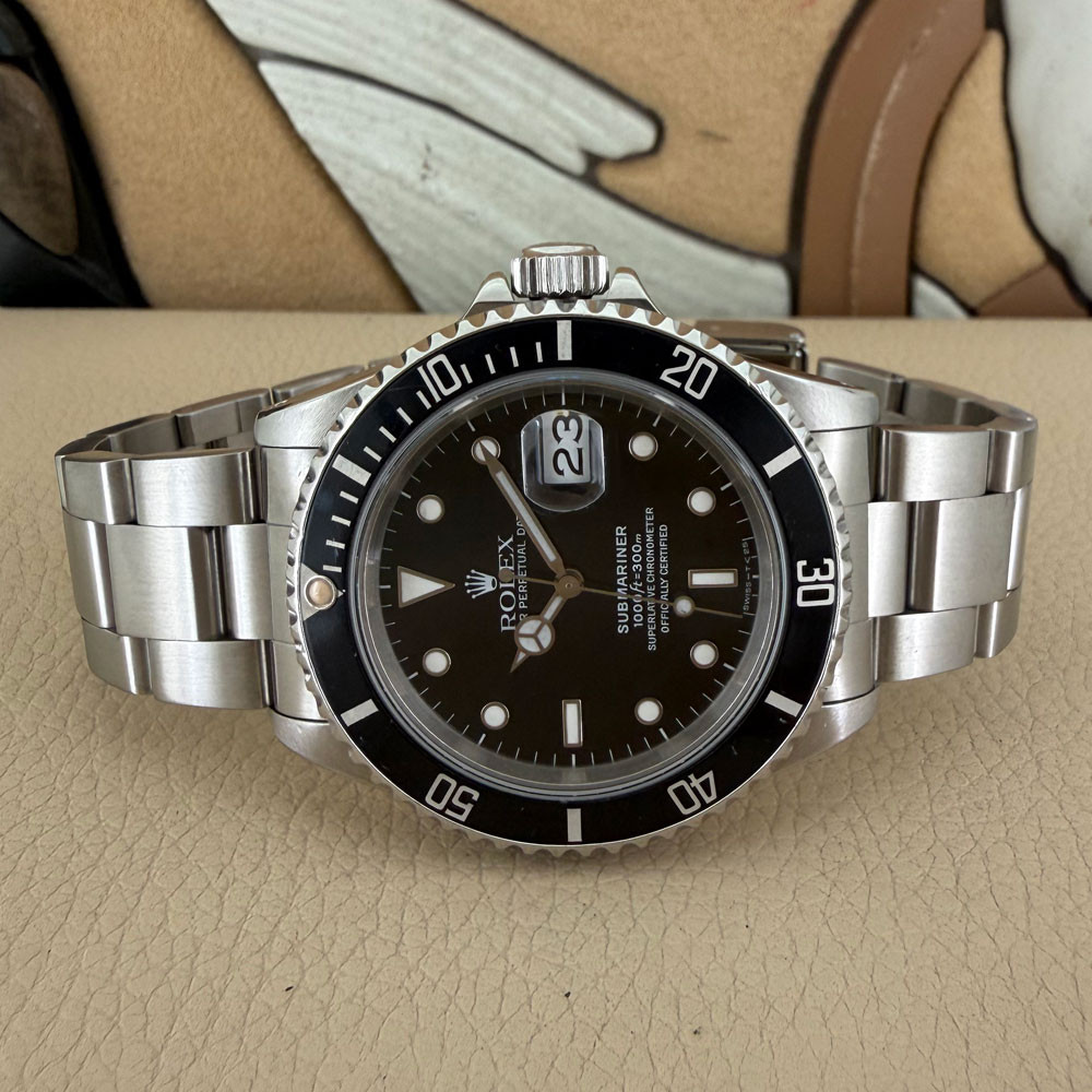 Rolex Submariner 16610 6