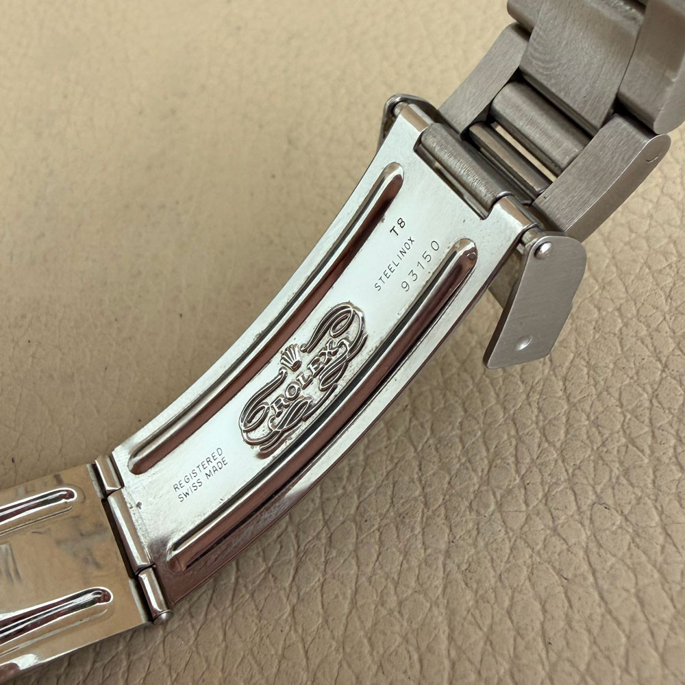 Rolex Submariner Near NOS 16610 11