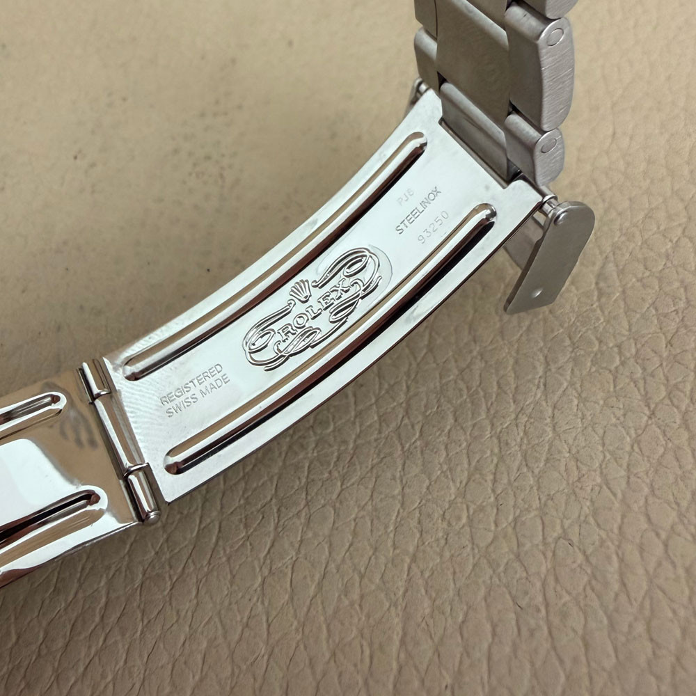Rolex Submariner RRR 16610 11