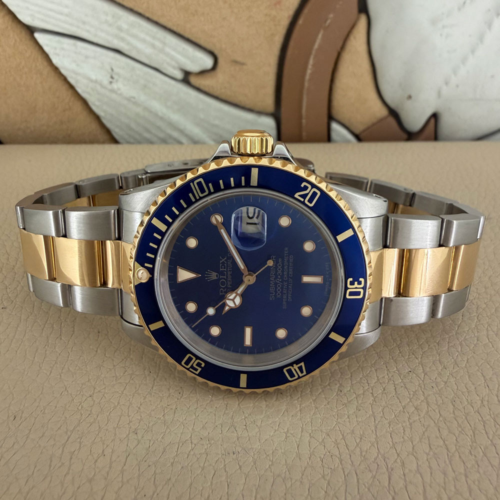 Rolex Submariner Purple Dial 16613 7