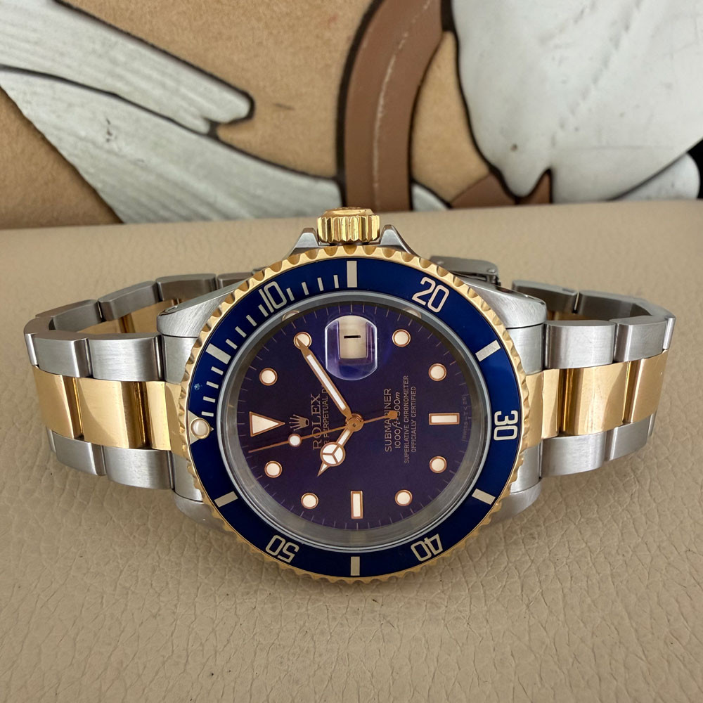 Rolex Submariner Purple Dial 16613 7