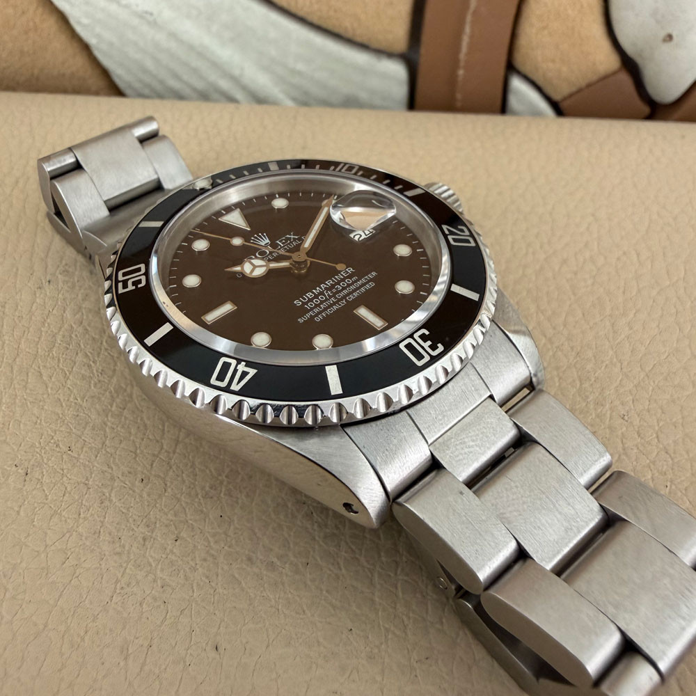 Rolex Submariner Service Dial 16800 12