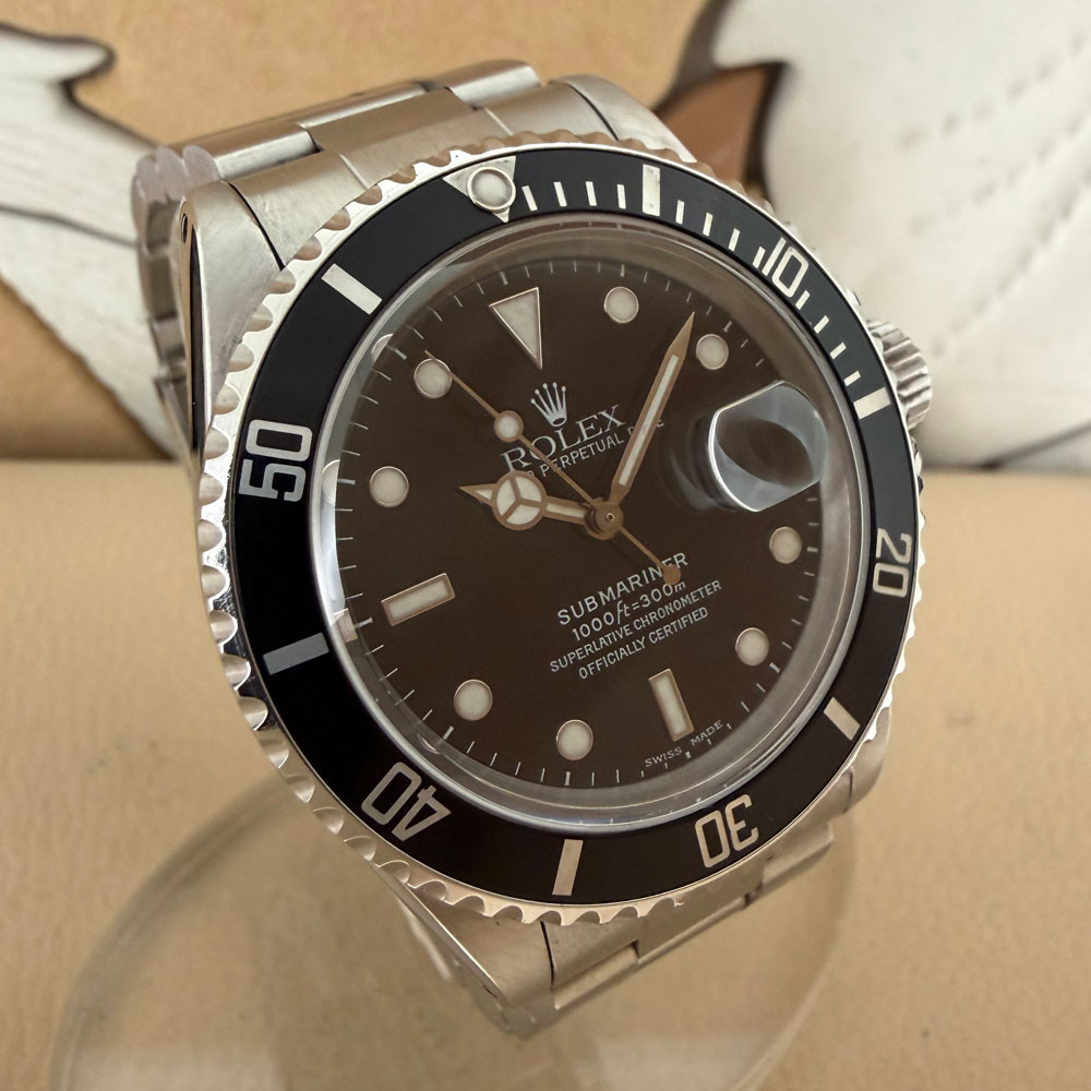 Rolex Submariner Service Dial 16800 2
