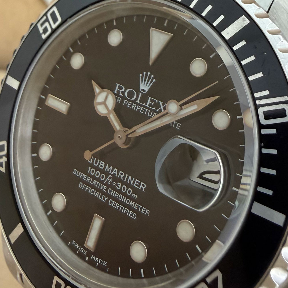 Rolex Submariner Service Dial 16800 4