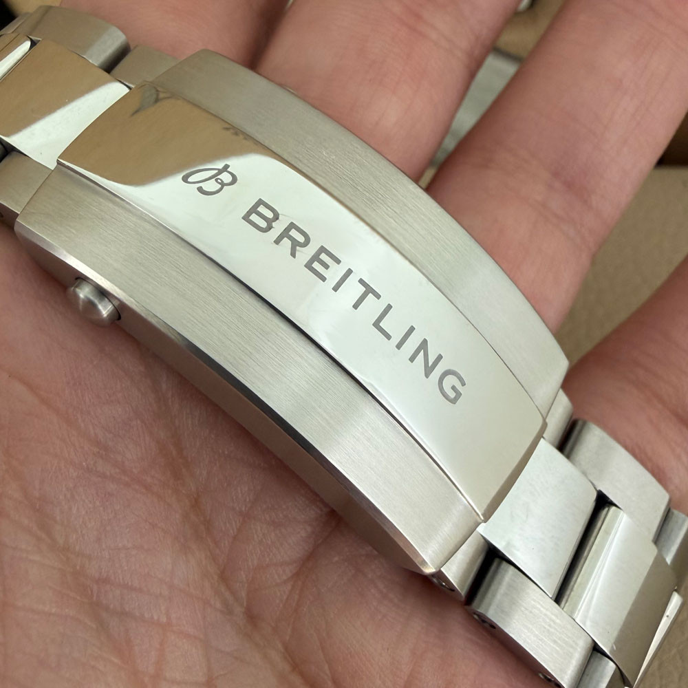 Breitling Superocean 44 Green A17376 A17376A31L1A1 9