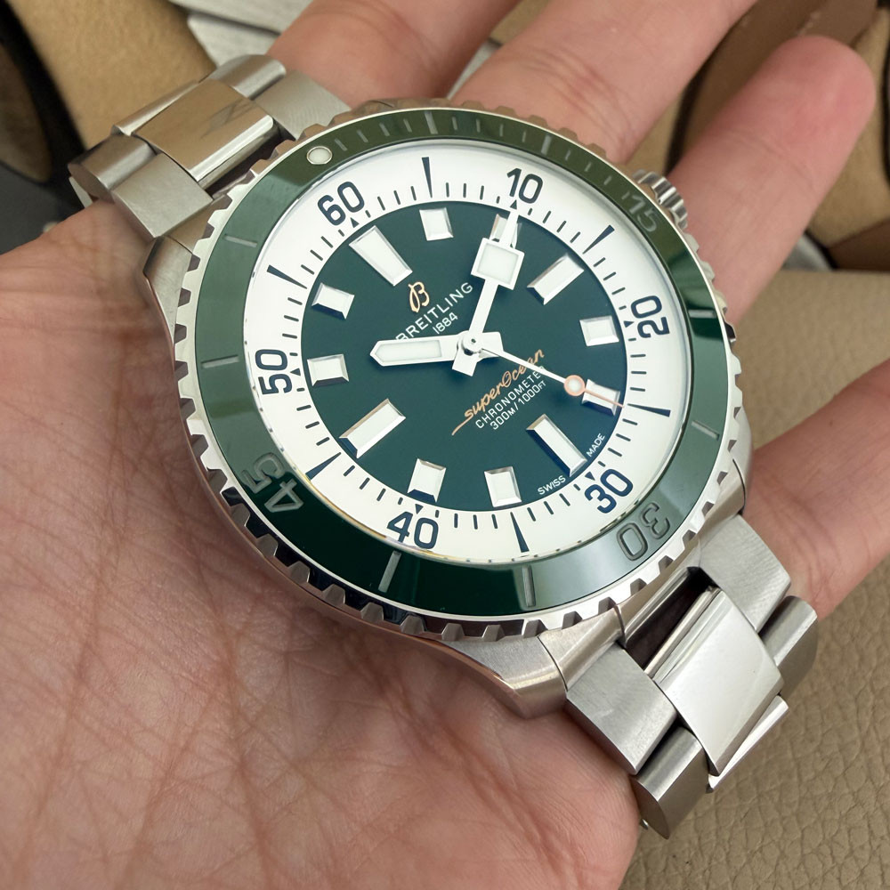 Breitling Superocean 44 Green A17376 A17376A31L1A1 10