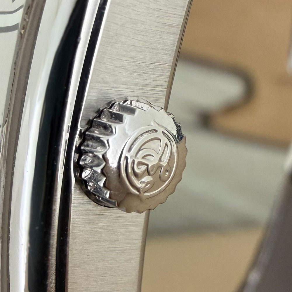 Roger Dubuis Too Much 3