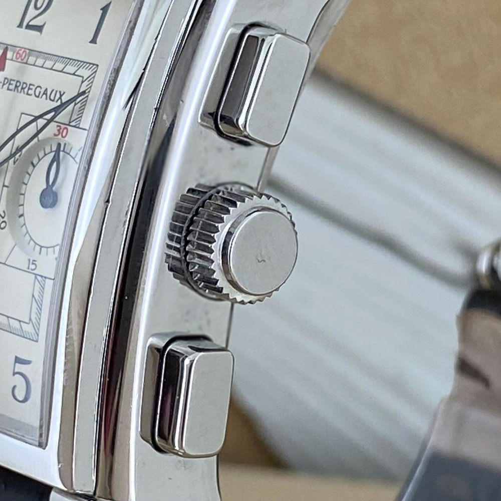 Girard-Perregaux Vintage 1945 Chronograph 2599 4