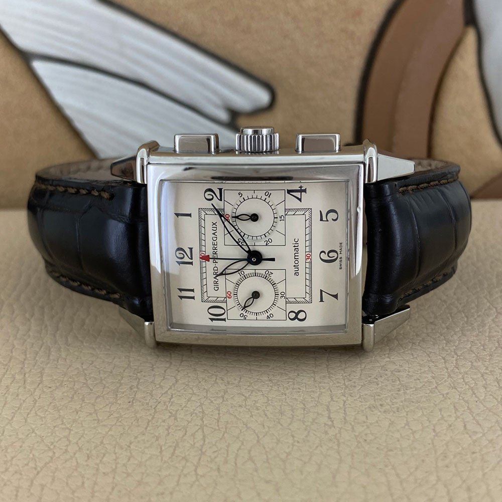 Girard-Perregaux Vintage 1945 Chronograph 2599 7