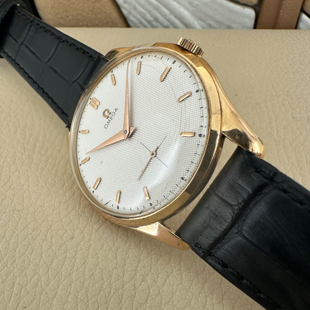 Omega Vintage Oversize 2620 9