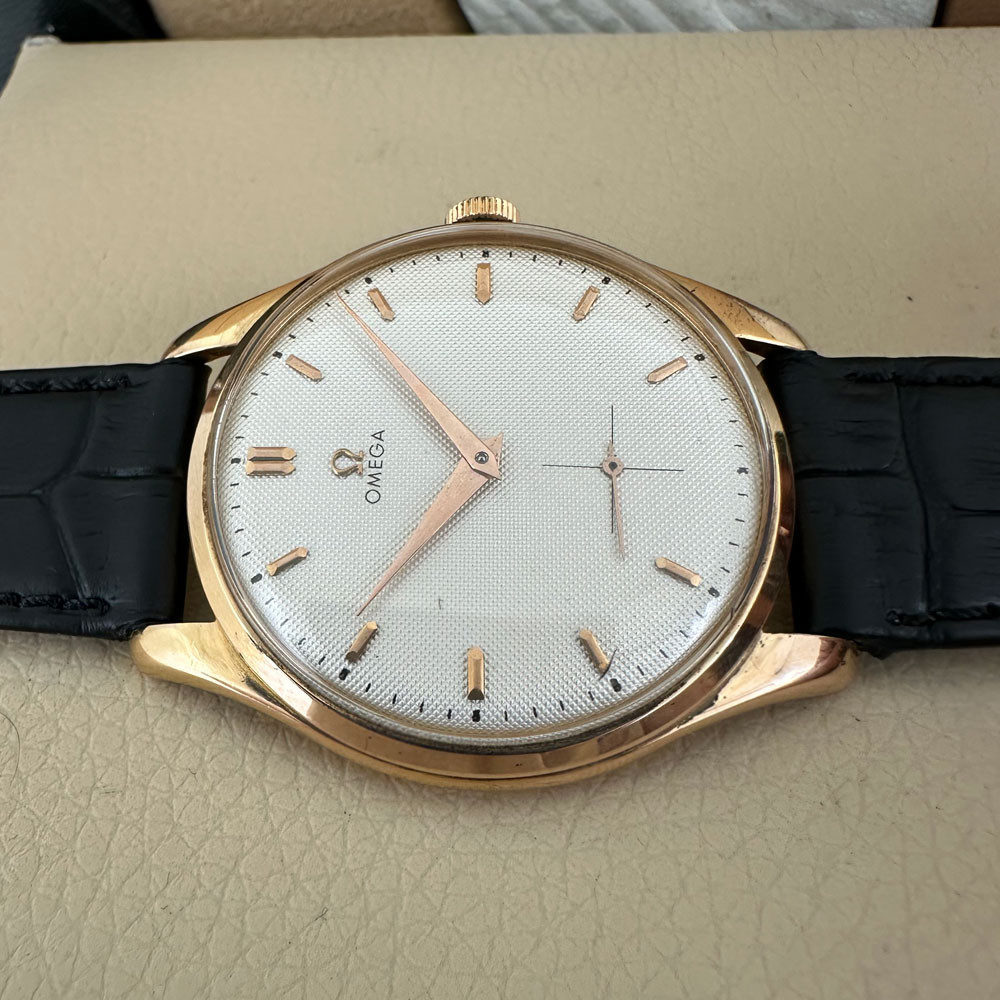 Omega Vintage Oversize 2620 10